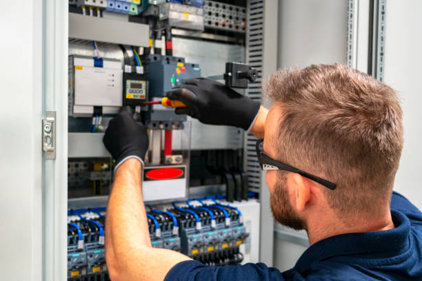 Professional Electrician in Bowling Green, MD